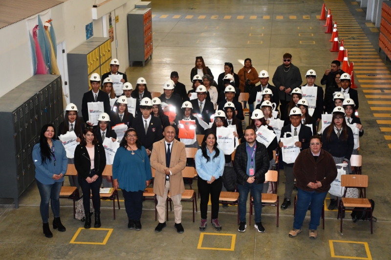32 estudiantes salesianos ser&aacute;n capacitados por segundo a&ntilde;o en programa de bodega y log&iacute;stica, junto con manejo de gr&uacute;a horquilla