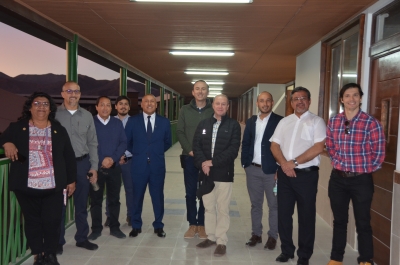 Equipo Gerencial de Minera El Abra compromete ayuda en visita a nuestro colegio